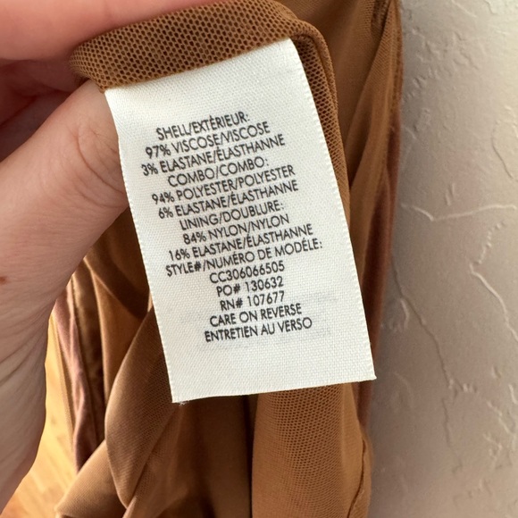 Alicia & Olivia Amaya Halter Dress - Picture 7 of 8